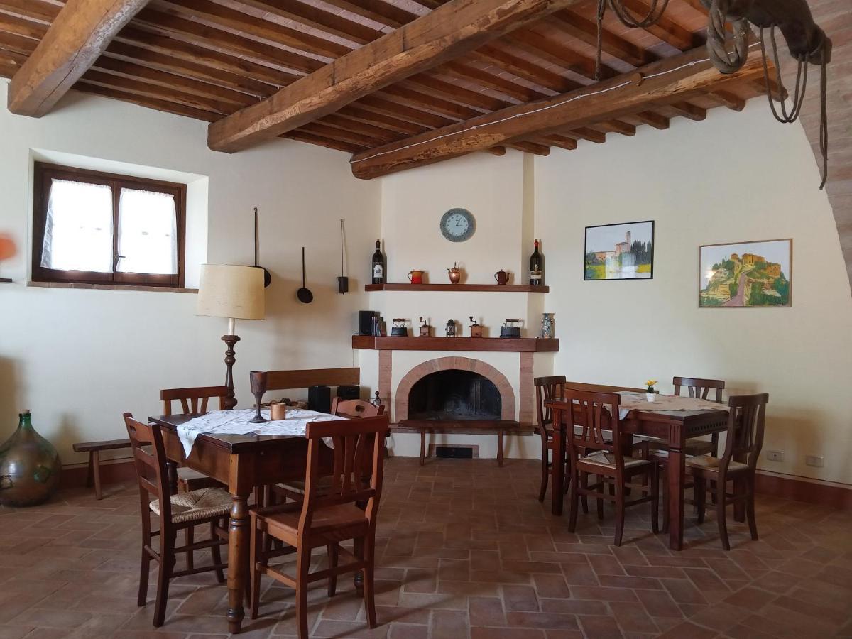 Collesassi Farm stay *